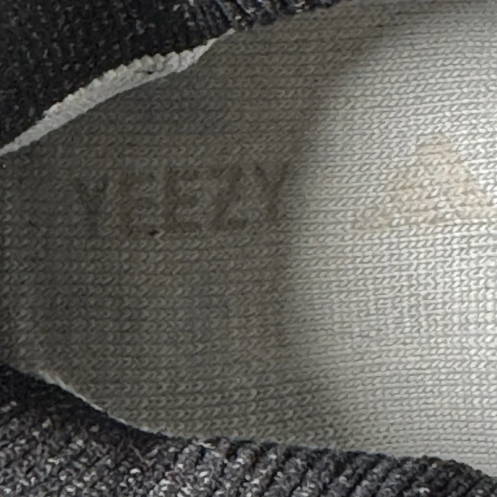 Adidas Mens Yeezy Boost 350 V2 CMPCT IG 9608 Panda Size 13 (12